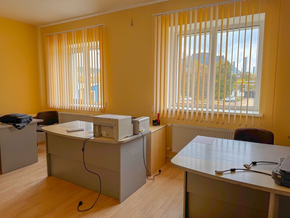 Здам офіс з ремонтом і меблями