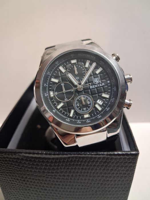 Męski zegarek kwarcowy