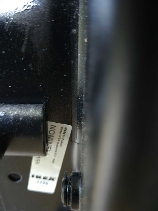 Fotel czarny obrotowy Nominell z IKEA