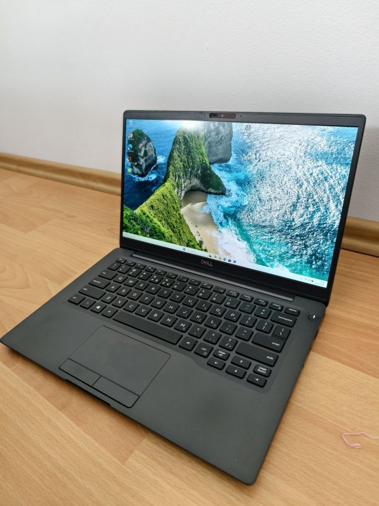 Dell latitude 7400