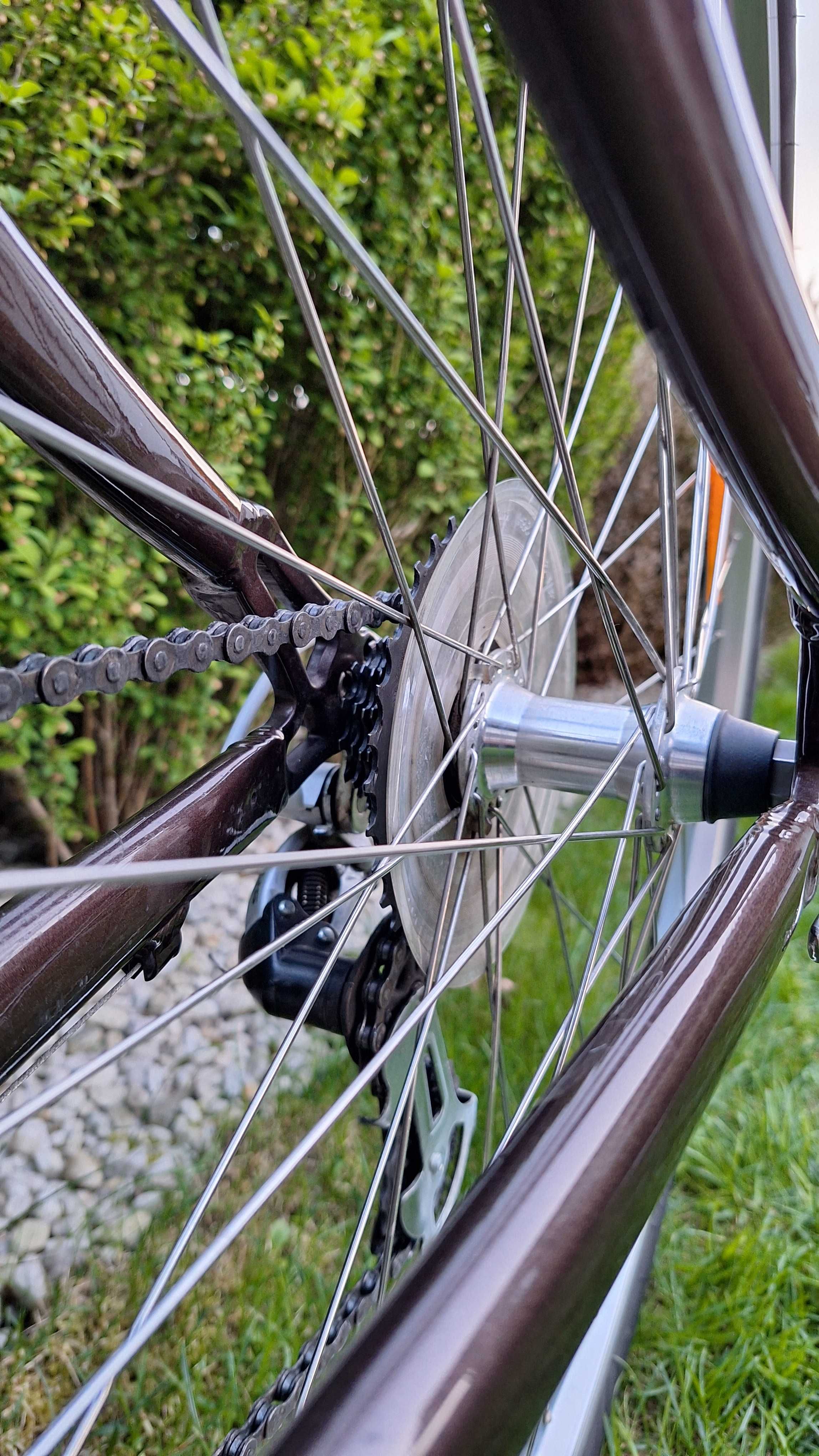 Rower GIANT cypress se; koła 28 cali ; rama XS w kolorze brązowym