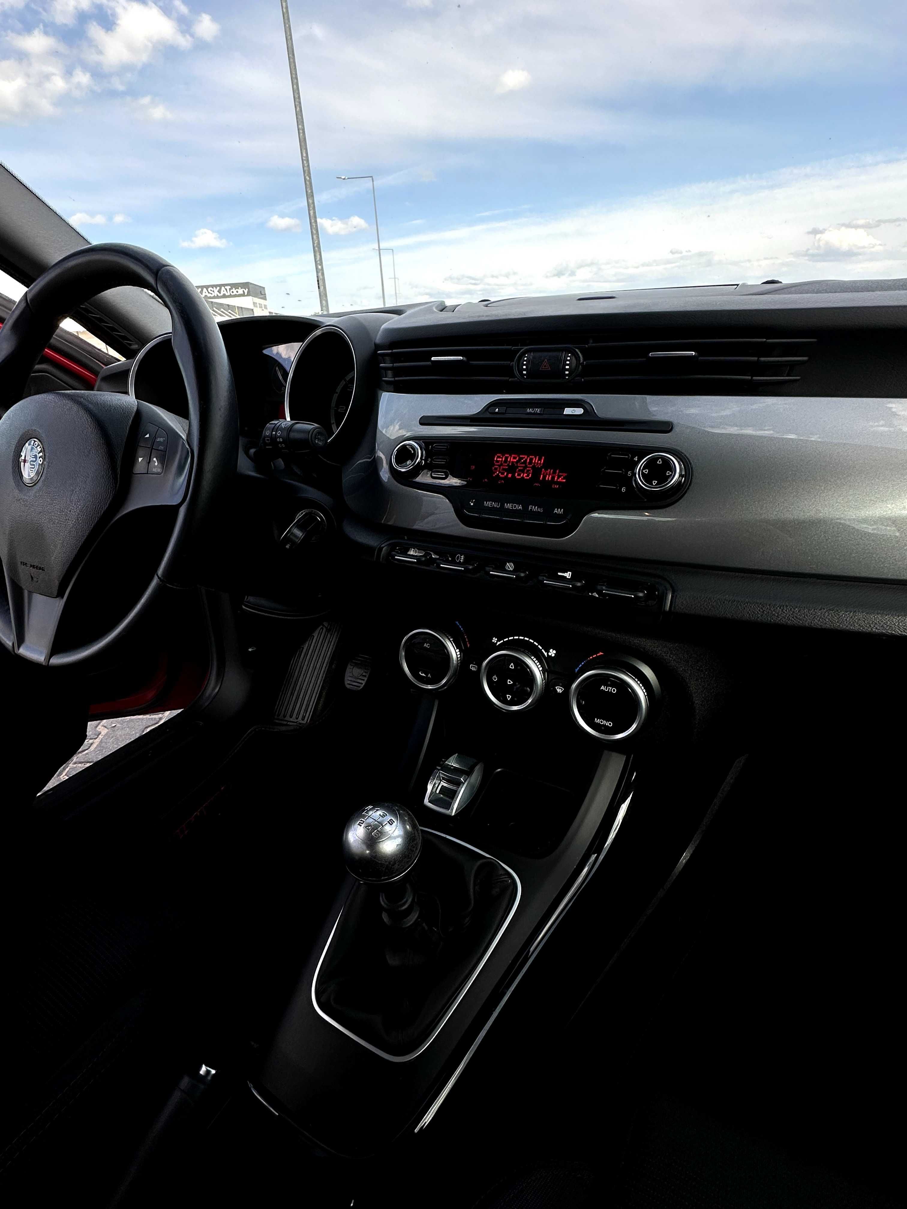 Alfa Romeo Giulietta 1.6 JTDm • l Bogata wersja | klima | polecam