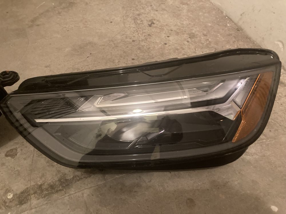 Lampy Audi Q5 2022r