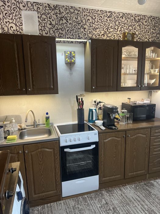 Продам 4 кімн. квартиру, ВЕЛМАРТ