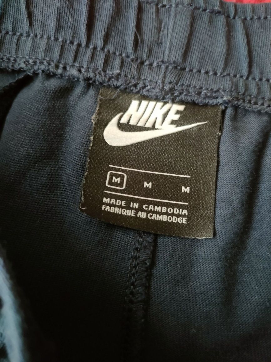 Krótkie spodenki Nike M uniseks, bawełna.