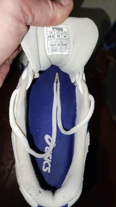 Продам кросовки бу асикс