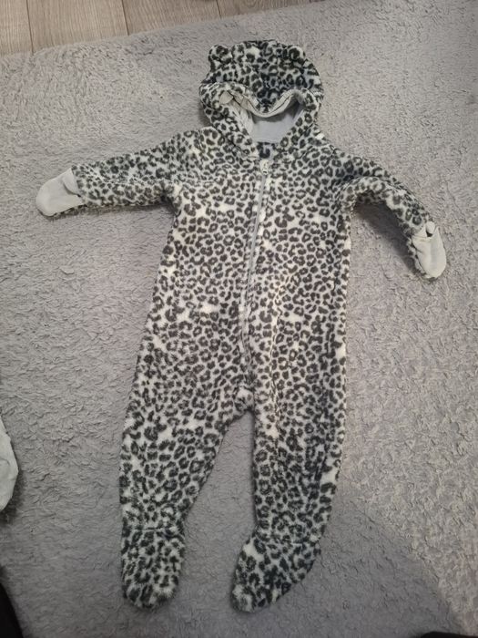 Kombinezon jesienny rozmiar 68/74 hm