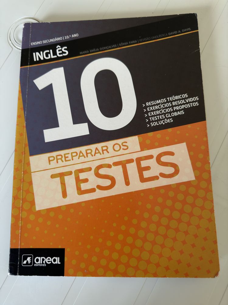 Manual de exame de Inglês 10 Ano + livro de Inglês