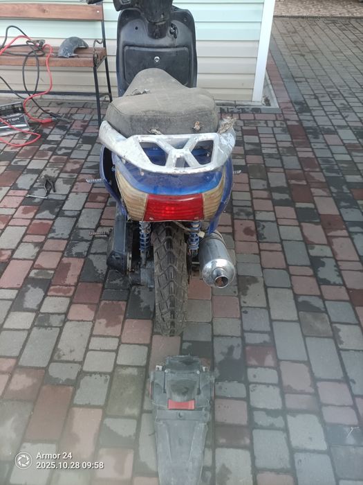 Продам скутер цілком або по запчастях