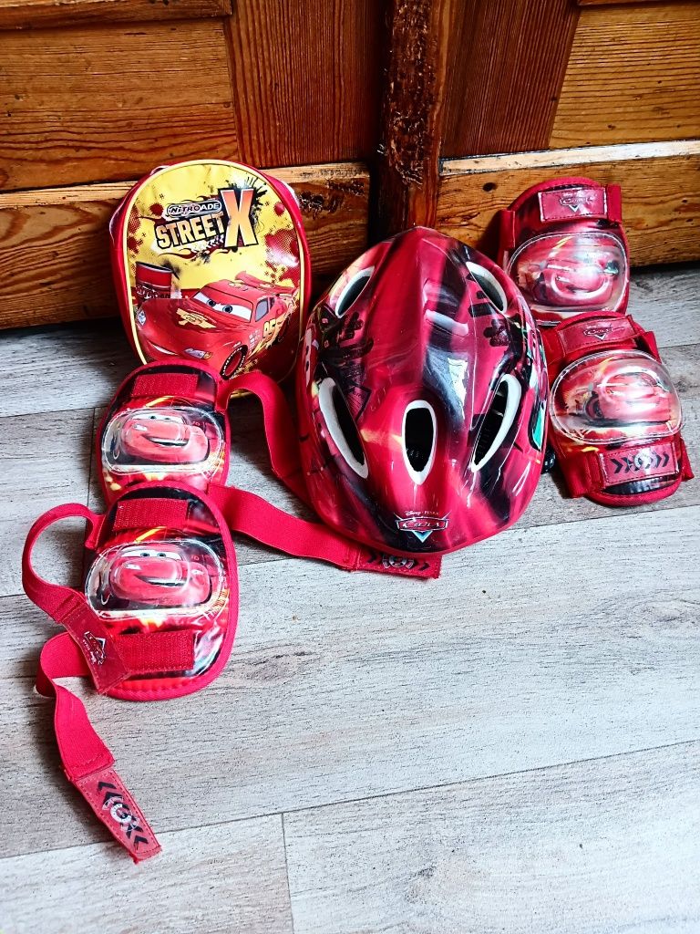 Kask ochraniacze na kolana i łokcie,nerka na rzepy Mc Queen Auta!