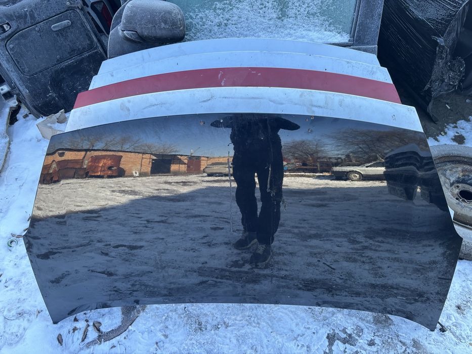 Капот Пежо Партнер сітроен берлінго