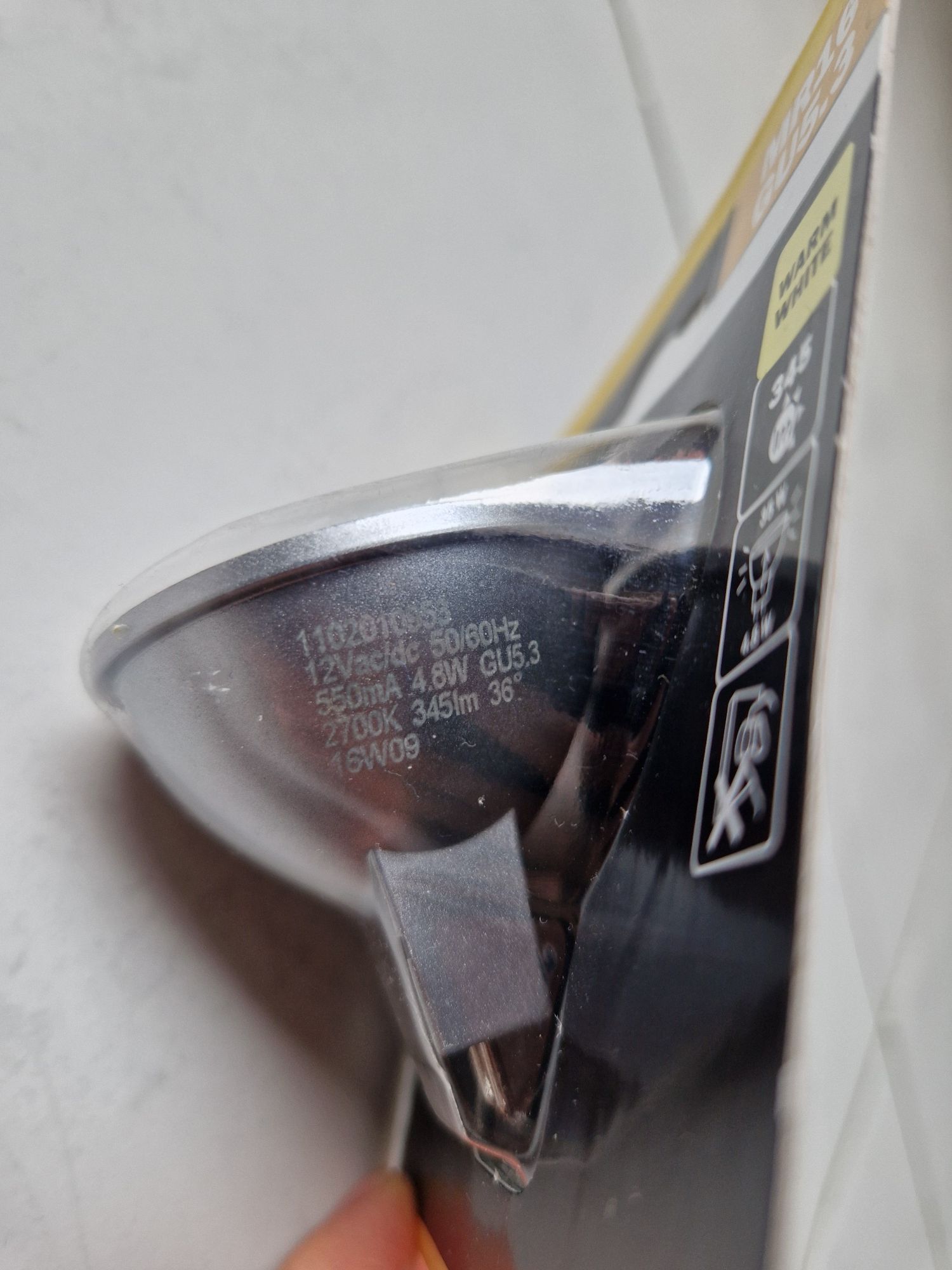Żarówka LED Diall MR16 GU5,3 moc 4.8 W, jasność 345 lm, nowa