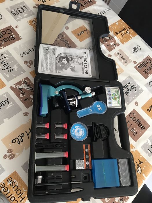 Microscópio NOVO Completo