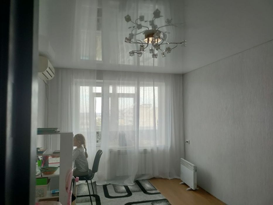 Продам трикімнатну квартиру