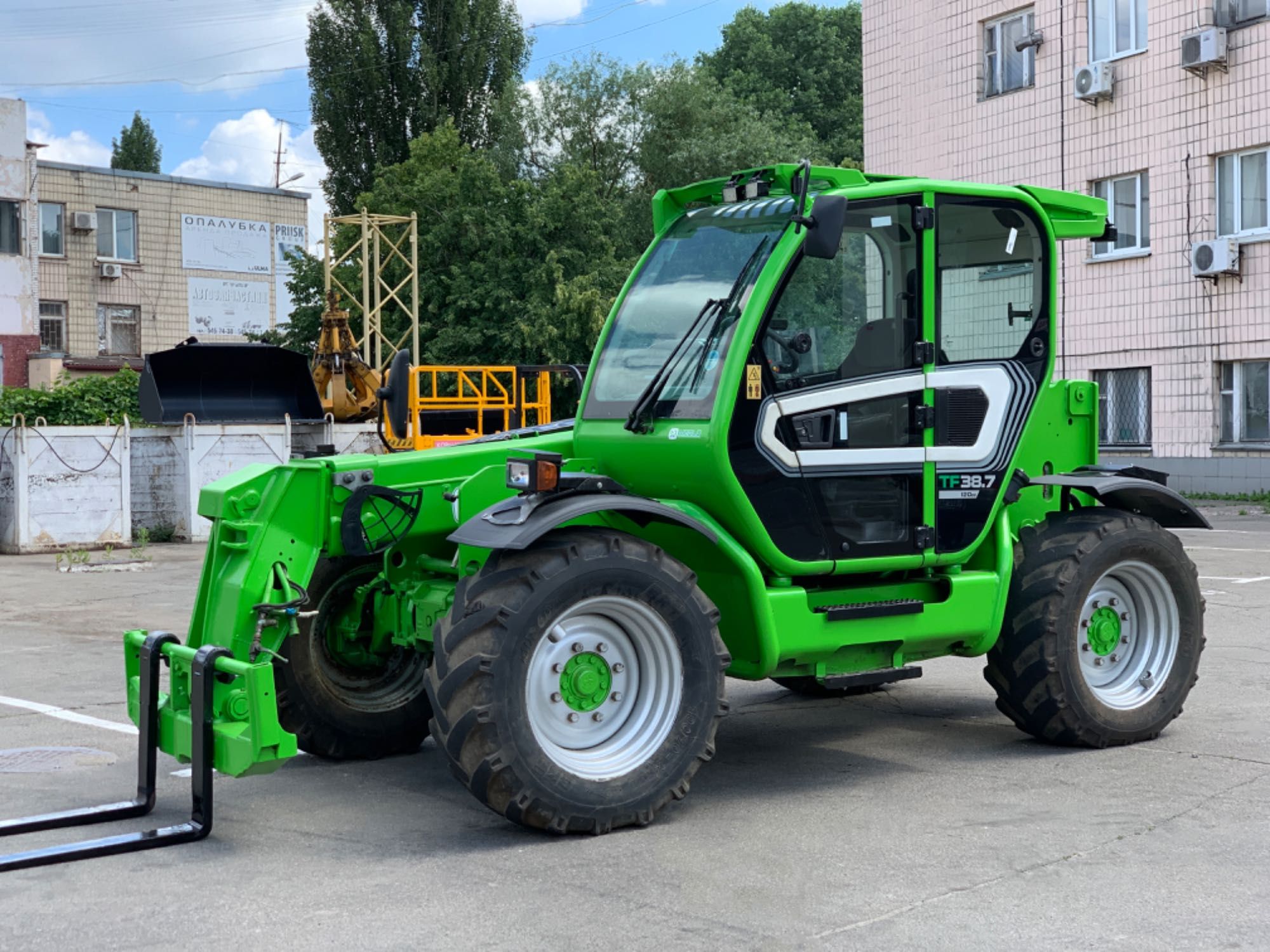 Телескопічний навантажувач MERLO TF 38.7 Телескопический погрузчик