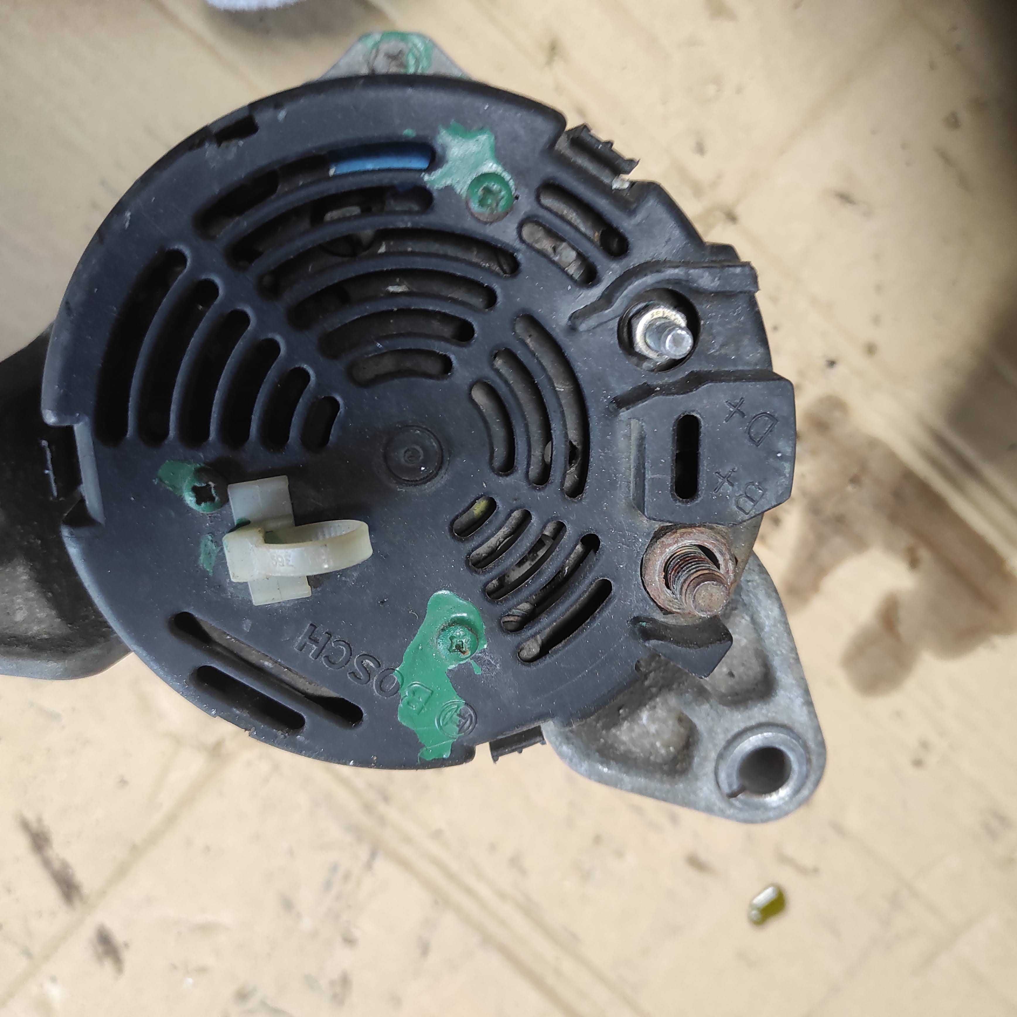 Alternator  Corsa C B 1,0 12 V 0123,100,003