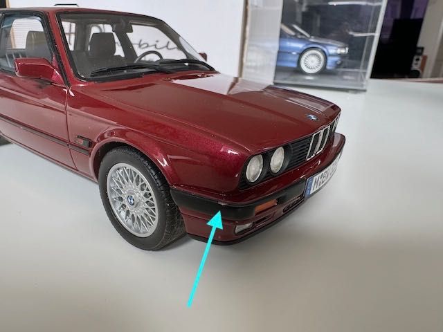 1:18 OttO Mobile BMW 325is (E30) Coupe / Calypsorot / OT102