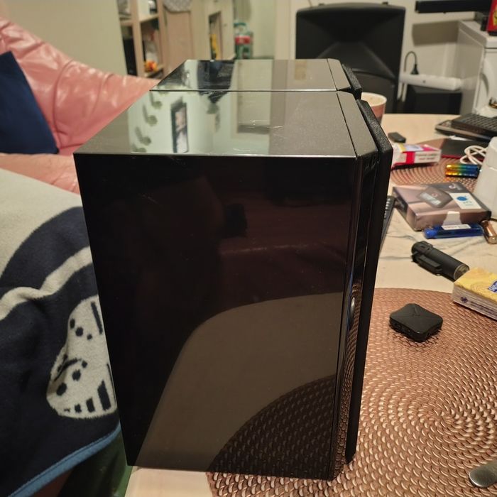 Kolumny Yamaha NX-E700  Rezerwacja