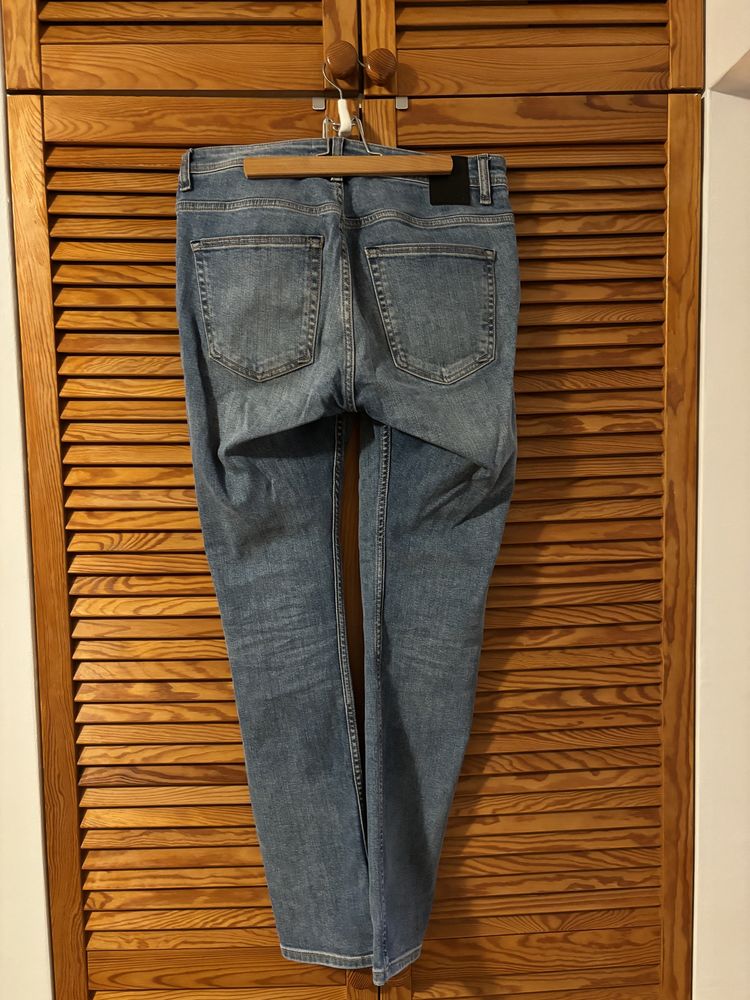 Męskie jeansy Zara