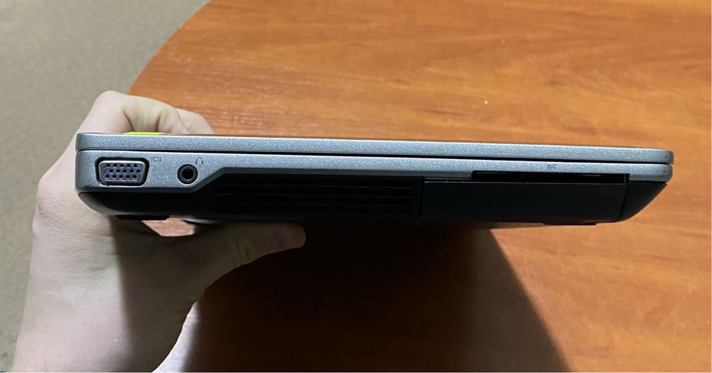 Ноутбук Dell Latitude E6320 13" 4GB RAM/320GB HDD/i5-2450! N2214