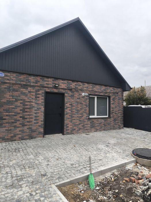 Будинок в центрі Новоселецька,50