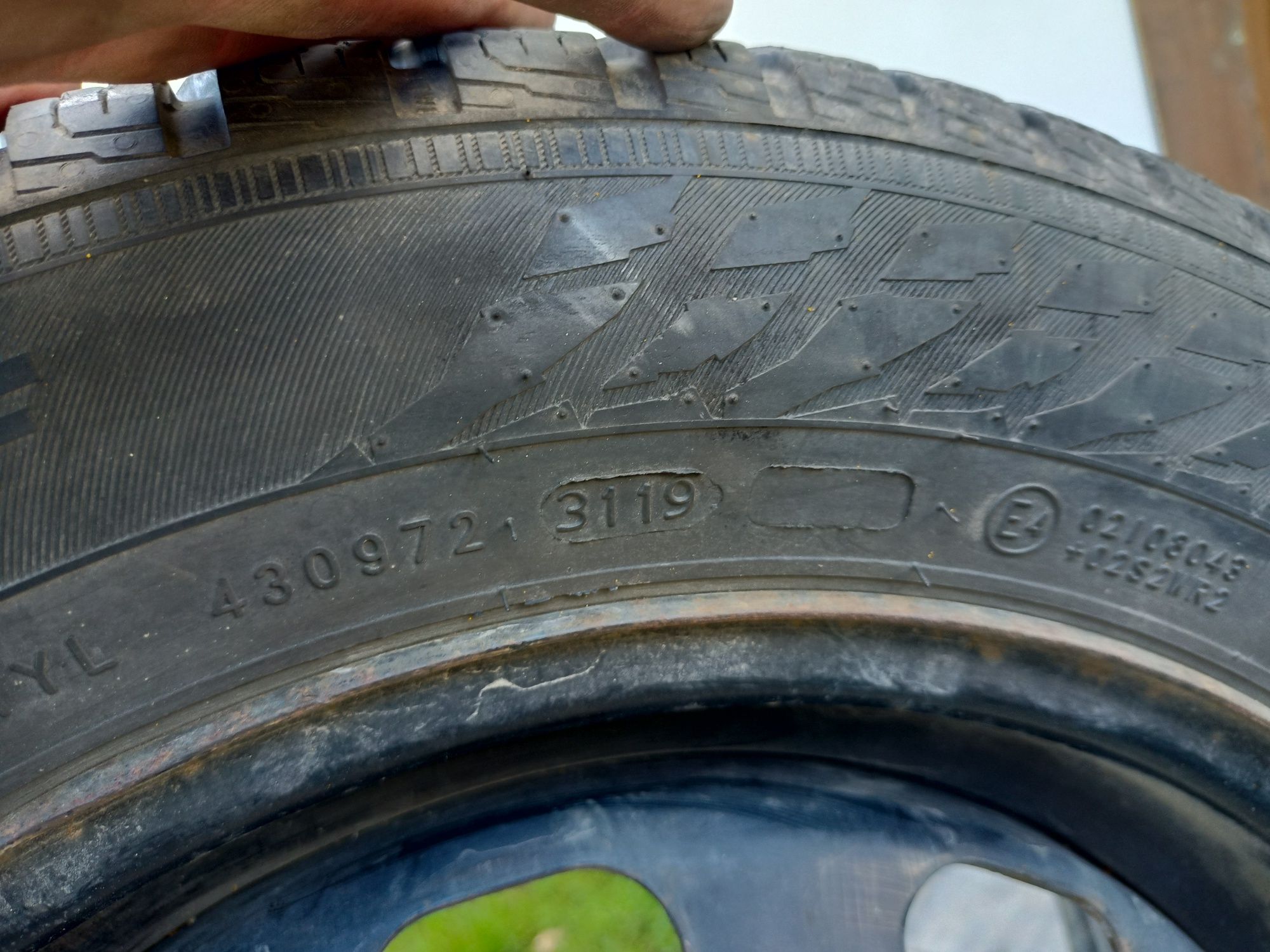 Opony zimowe Nokian 185/60 R15