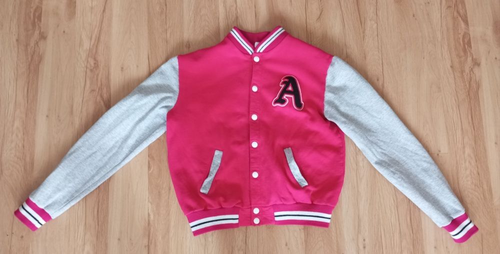 Bluza dla dziewczynki 146/152.