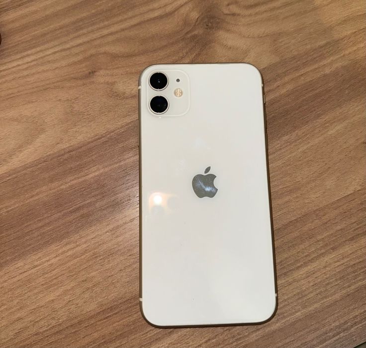 Iphone 11, bateria 80% 64gb