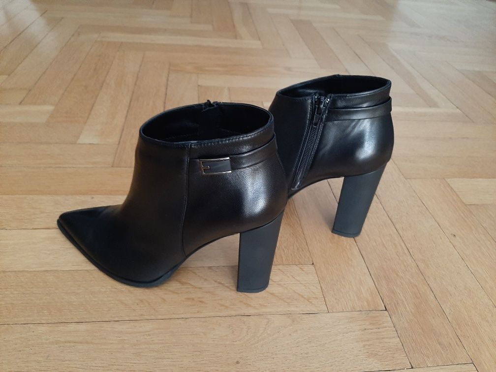 Buty Prima Moda, kolor czarny.