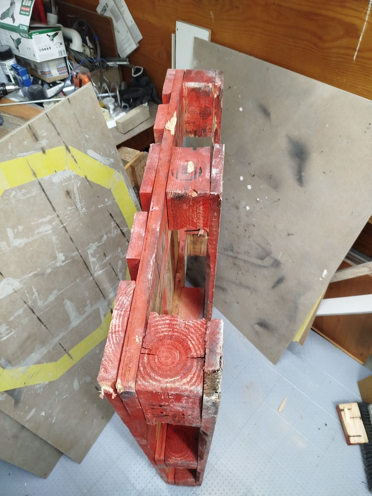 Pallet Vermelho LPR usado