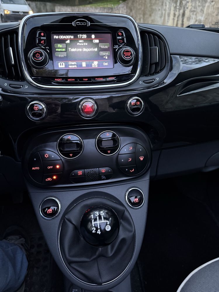 Fiat 500c. Lounge de ano 2016