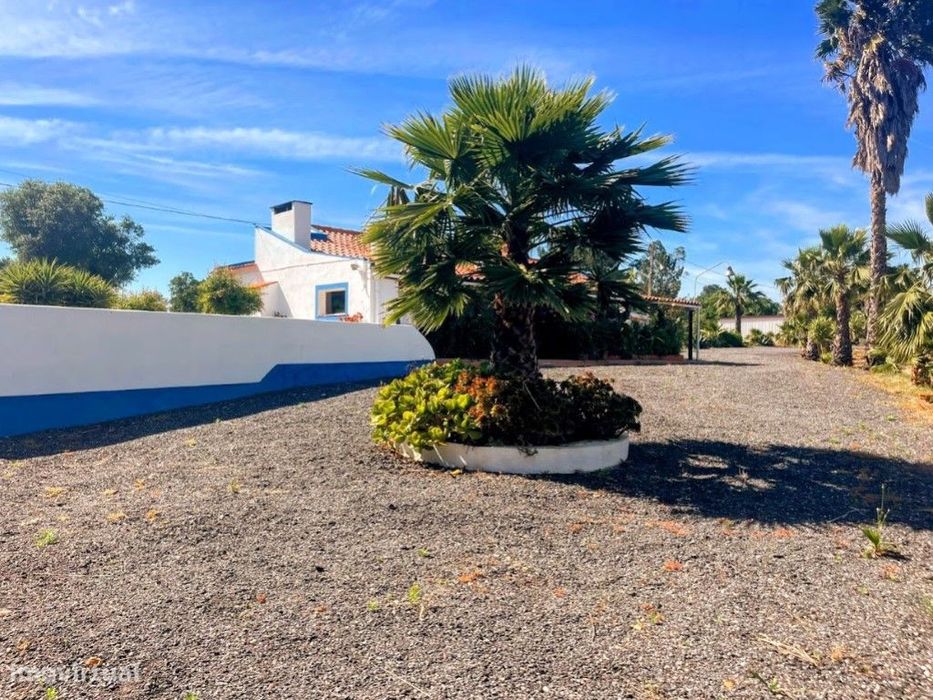 Quinta com duas moradias