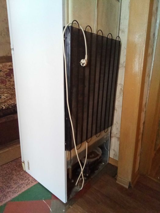 Холодильник Indesit модель ST-145.028 б/у