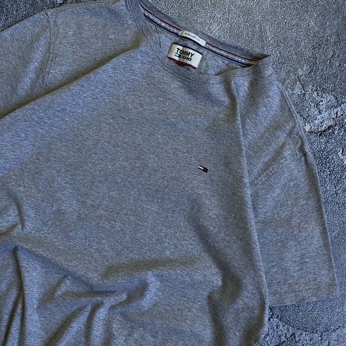 Футболка сіра від tommy hilfiger, базова футболка томі, томі хілфігер