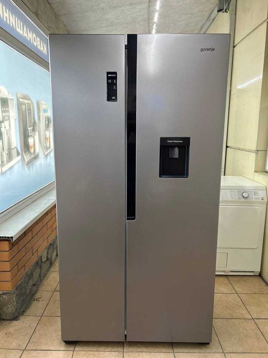 Холодильник SBS Gorenje
mod. NS9FSWD з Німечинни Б\В