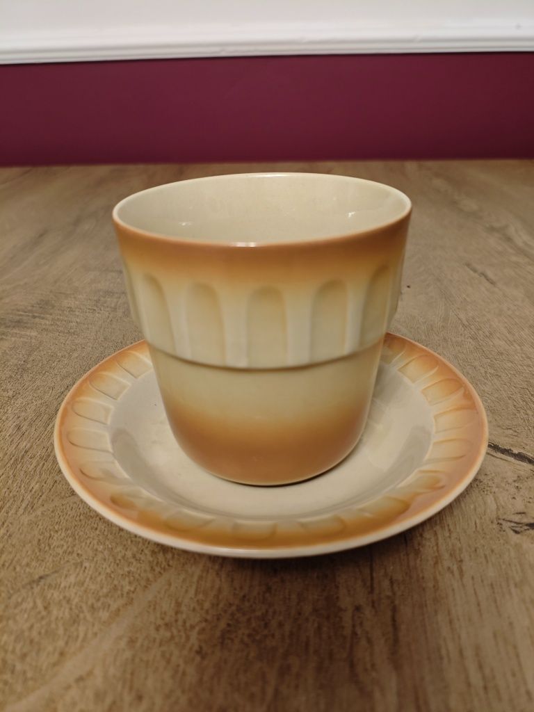 Kubek do mleka kakao PRL NEW LOOK porcelit Tułowice jak Pruszków