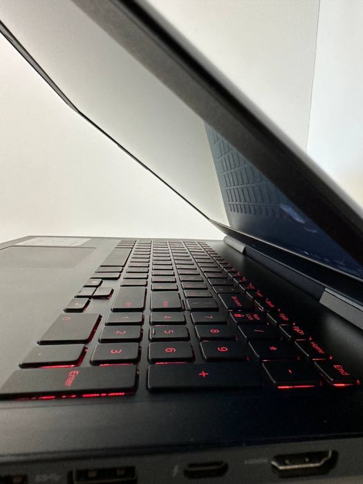 ІГРОВИЙ Ноутбук DELL G7 15 7588/15.6" FHD IPS/GTX1060/i5 8300H/16GbRAM