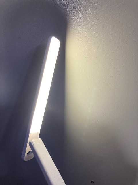 Сенсорна Настільна USB Led Лампа (Світлодіодна)