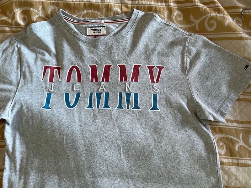 Tommy Hilfiger t-shirt cinzenta