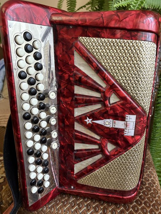 Баян Meine&Herold в хорошому стані