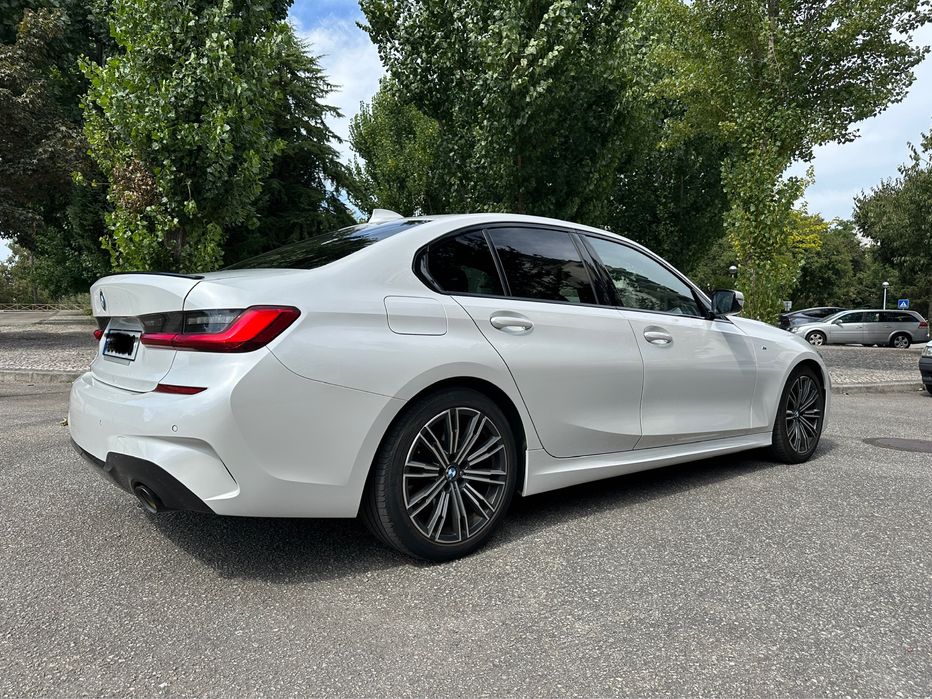 BMW 320i Pack M Shadow