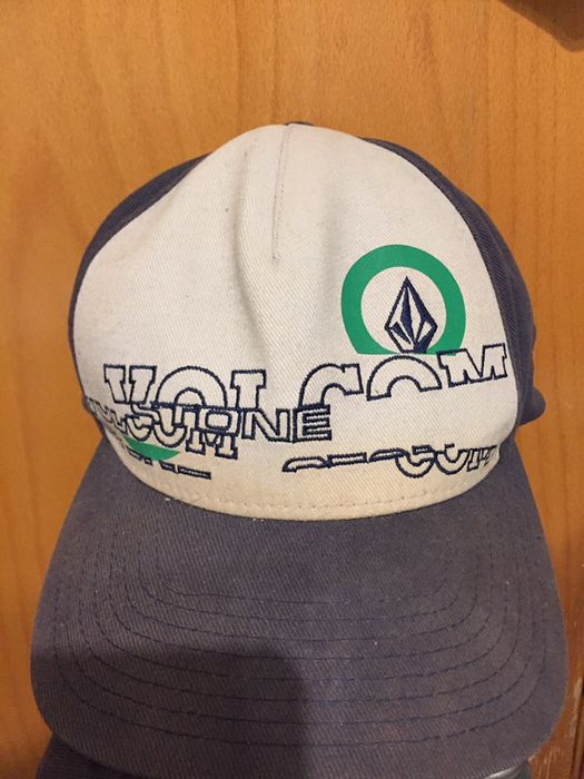 Chapéu / Boné / Cap Volcom