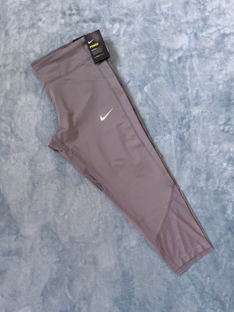 Nike Dri-Fit для тренування жіночий