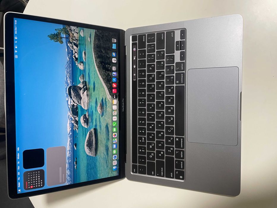 Ноутбук Apple MacBook pro 13“ Space gray M1 16/256 2021 (MLY43) a2338