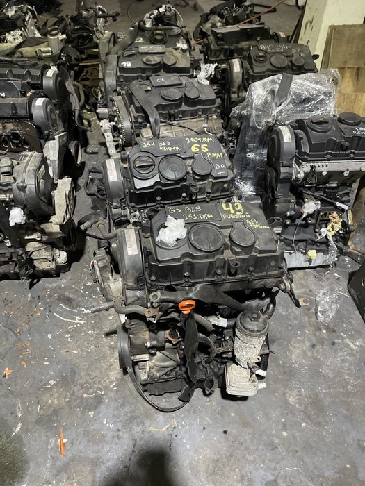 Двигун голий 1.9 TDI BLS мотор Golf Passat Touran Caddy Octavia