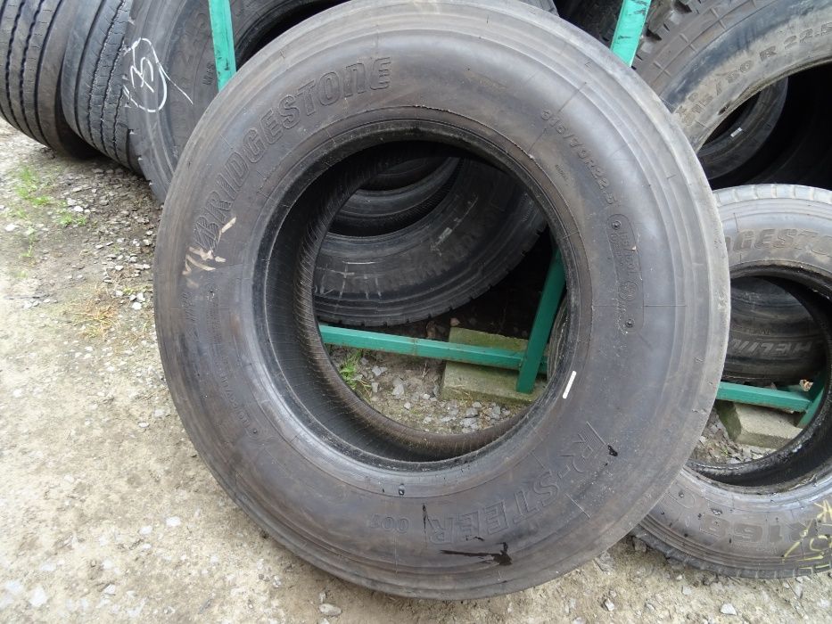 Opona 315/70R22.5 Bridgestone R-STEER 001 ( 700 netto)