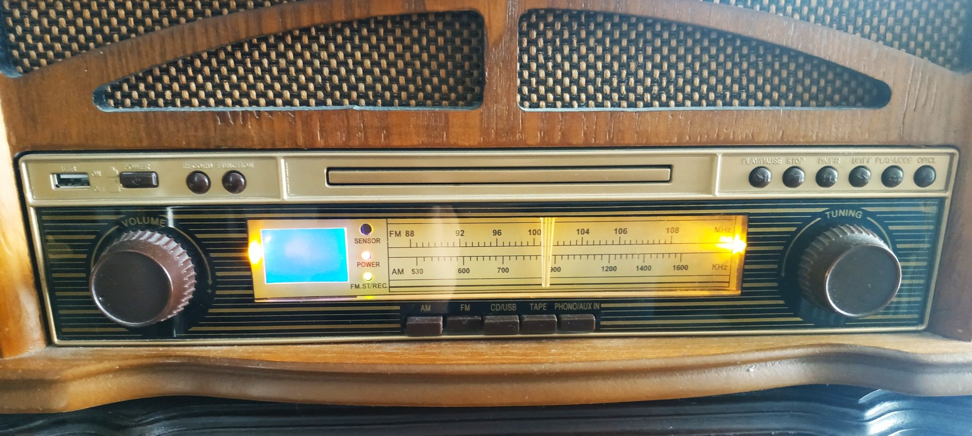Hyundai RTCC 515 RIP . Radio,gramofon, USB, CD, kaseta audio