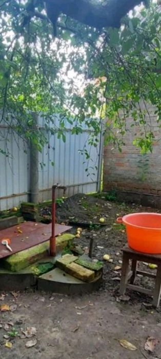 Продаж ділянки 22с з будинком під реконструкцію в с. Герониміваа