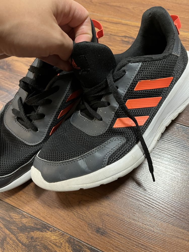 Sprzedam buty adidasy adidas r.38