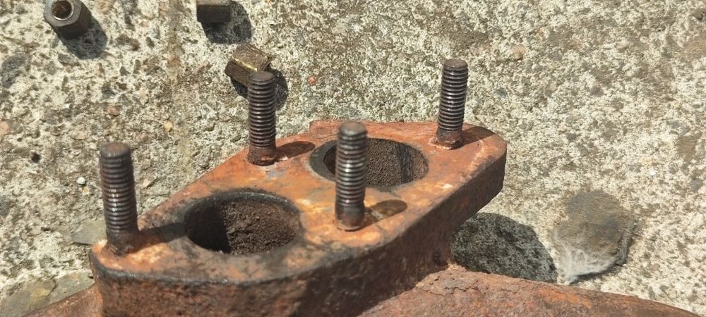 Выхлопной коллектор на Таврию славуту авторазборка